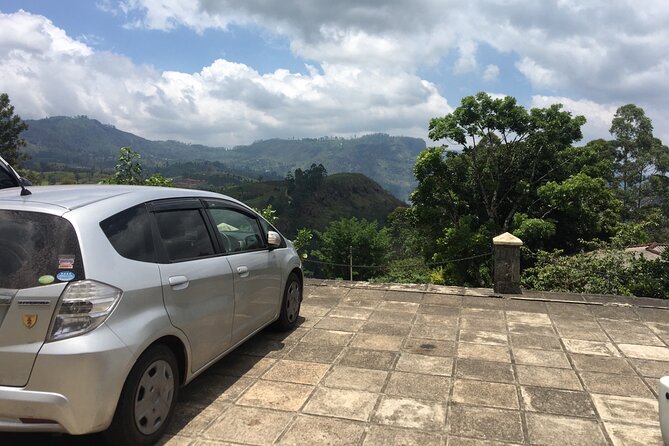 10-Day Sri Lanka Escape – Culture, Wildlife & 3 stars Hotels - Day 3: Kandy to Nuwara Eliya for Ramboda and tea estate time