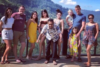 10 Days Tour in Sri Lanka (Hotels with Breakfast & Luxury Car) - A private luxe car with driver-guide: the real time-saver