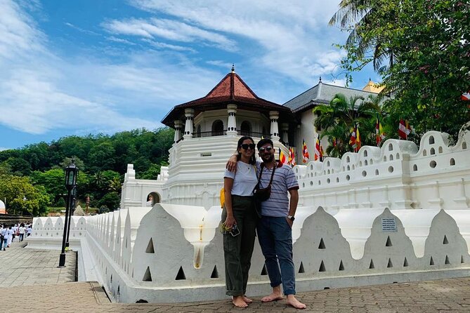 12 Days 11 Nights Experience Nature Culture & Beauty Of Sri Lanka - Day 5: Ella by scenic train, then Nine Arches Bridge