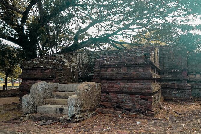3 Ancient Kingdoms from Colombo - Panduwasnuwara and Panda Wewa: a site built around water