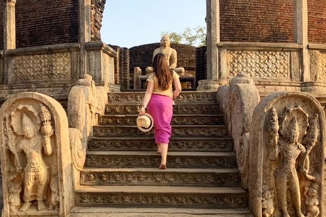 6-Day Sri Lanka Heritage Private Tour - Nuwara Eliya: Gregory Lake, Victoria Park, and two quick waterfall stops