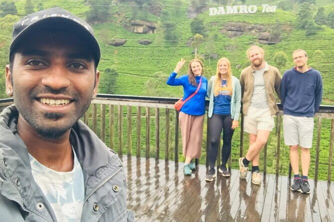 7 Days Sri Lanka Tour Chauffeur Wildlife and Heritage Adventure - Day 6: Galle Fort history, Coconut Tree Hill sunset walks, and Mirissa beach time