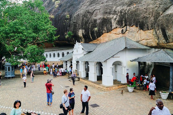 8-Day Private Ramayana Trail Tour from Colombo - Sigiriya Rock Fortress and Dambulla Cave Temple: the UNESCO day with Ramayana context