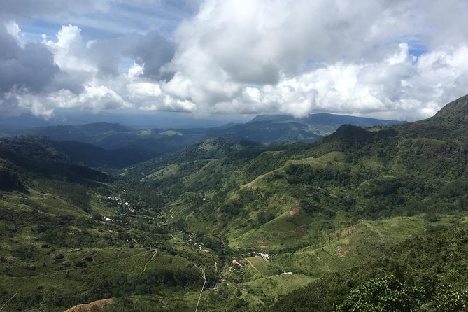 All Inclusive Knuckles Day Track With Accommodation - Guide Matters: What You Can Learn From Locals on This Route