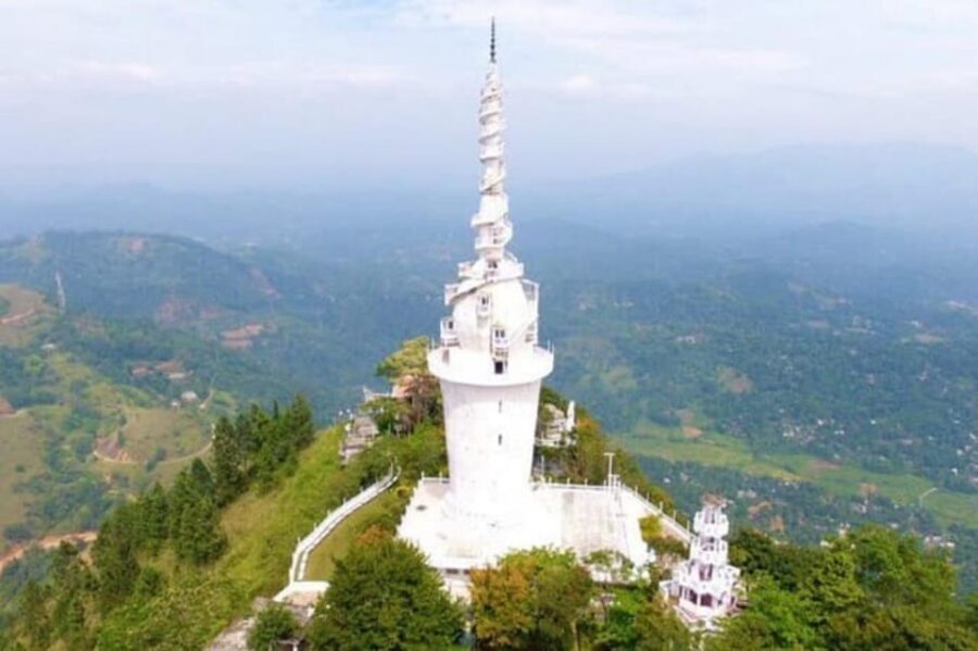 Ambuluwawa Tower & Pinnawala & Kandy Day Tour From Negombo - Shopping stops that don’t waste your time: batik, wood carving, and spice knowledge