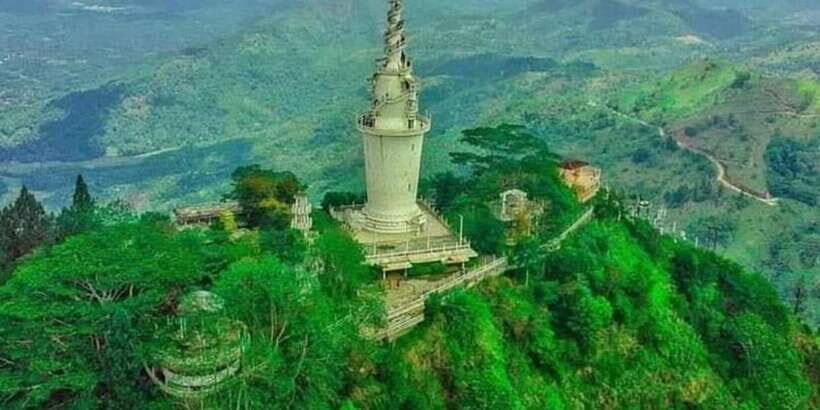 Ambuluwawa Tower & Pinnawala & Kandy Day Tour From Negombo - Ambuluwawa Tower: that steep climb for big sky views