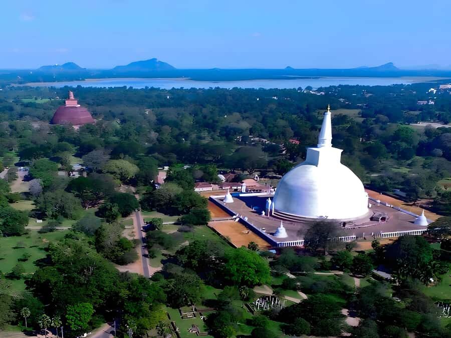 Anuradhapura: Tuk Tuk Tour - Ancient City with Audio Guide - How the English audio guide app keeps you from feeling lost