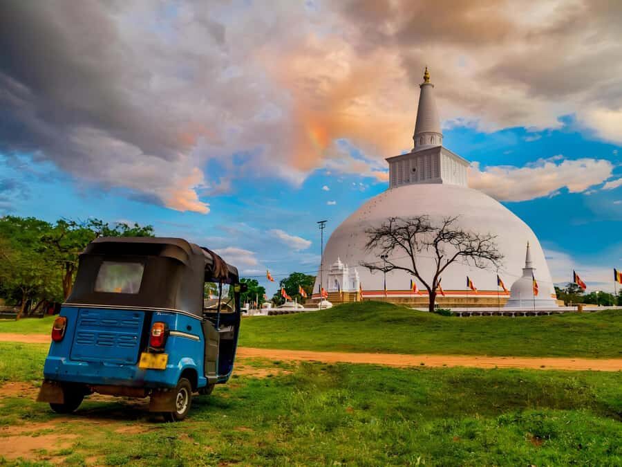Anuradhapura: Tuk Tuk Tour - Ancient City with Audio Guide - Timing tips so you don’t run out of ancient places