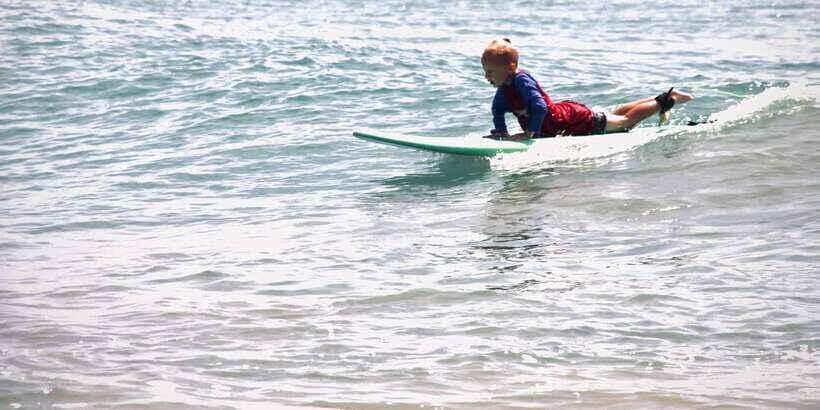 Arugam Bay Surf Lessons : Beginner Surf Experience - Arugam Bay beginner waves: why Baby Point and Peanut Farm fit new surfers
