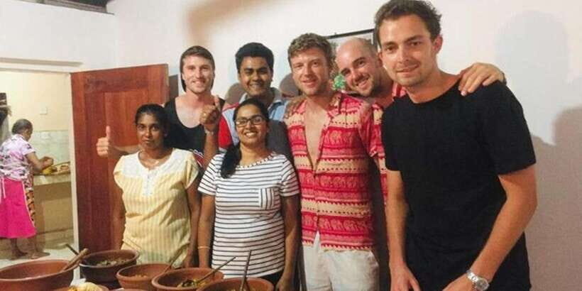 Authentic Sri Lankan Cooking Class in Kandy by Local Family - Where you’ll be cooking: Bahirawakanda-area calm, inside a home kitchen