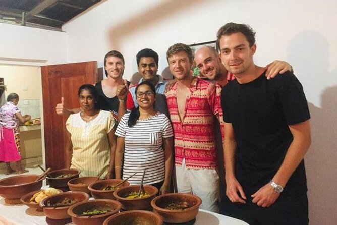Authentic Sri Lankan Cooking Class in Kandy with Local Family - The practical rhythm: 5:00 pm start, ~3 hours, and a small group