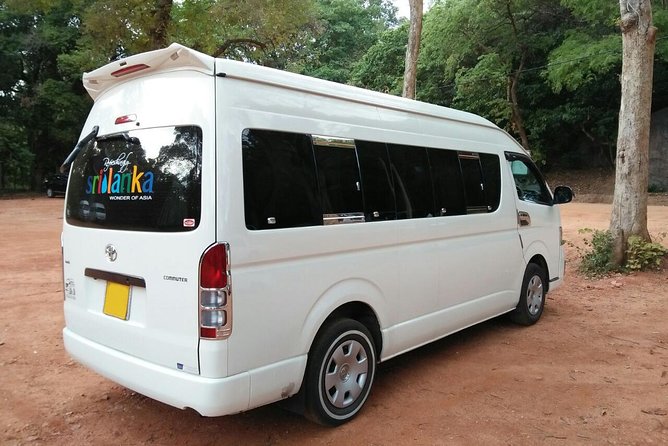 Colombo Airport (CMB) to Centara Ceysands Resort & Spa, Bentota Private Transfer - Colombo Airport meet-up: how the pickup really works