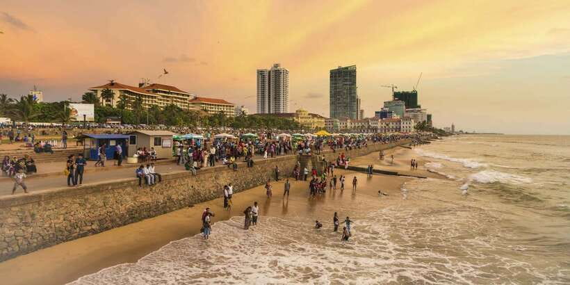 Colombo: All-Inclusive Morning & Afternoon Private City Tour - Pettah Market: Where Shopping Is Part of the Experience