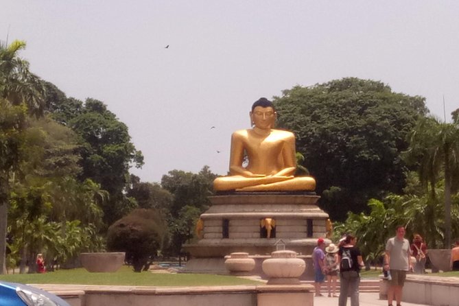 Colombo City Day Tour - Galle Face Green: Ocean Air and the City’s Everyday Tempo