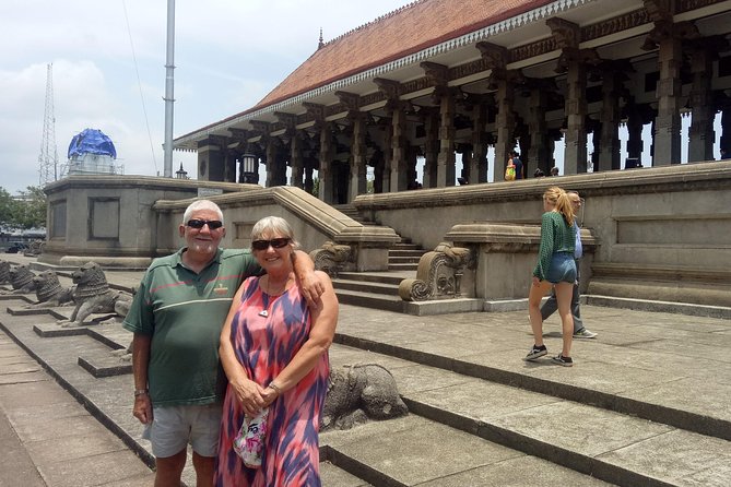 Colombo City Day Tour - Kelaniya Raja Maha Vihara: A Temple Trip That Adds Perspective