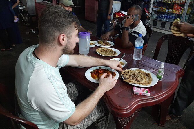 Colombo City Highlights by Tuk Tuk – All-Inclusive Adventure - Independence Memorial Hall: the quick cultural punctuation mark