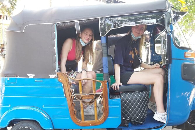 Colombo City Tour by Tuk Tuk Morning and Evening - Route walkthrough: temples, forts, and ocean air in about 3 hours