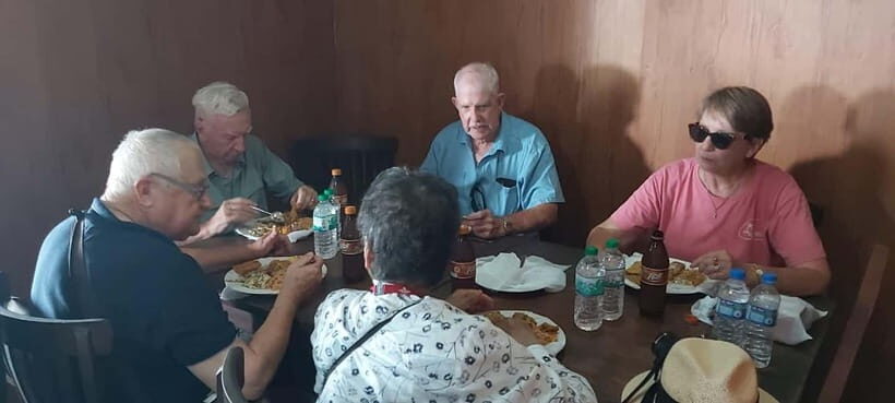 Colombo City Tour by Tuk Tuk with Lunch/Dinner-All Inclusive - Viharamahadevi Park and Independence Square: green breaks that matter