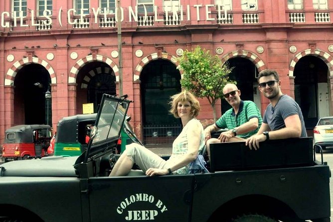 Colombo City Tour by War Jeep - Hotel Pickup, Private Group Size, and the 3-Hour Reality Check