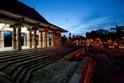 Colombo City Tour from Colombo Seaport - Colombo Port and Galbokka Lighthouse: maritime Colombo in 10 minutes