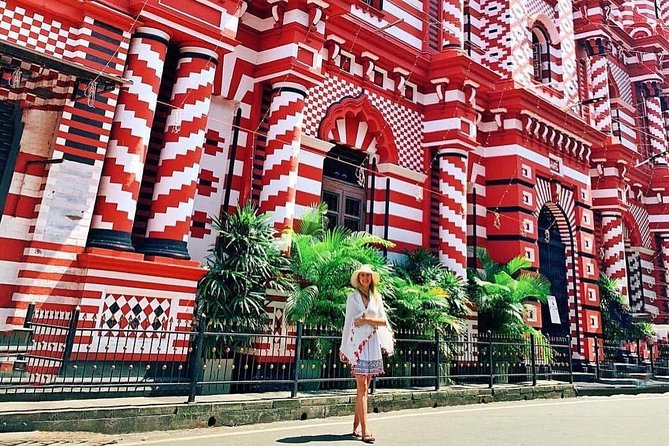 Colombo City Tour Highlights - A private Colombo sweep with chauffeur pickup and A/C