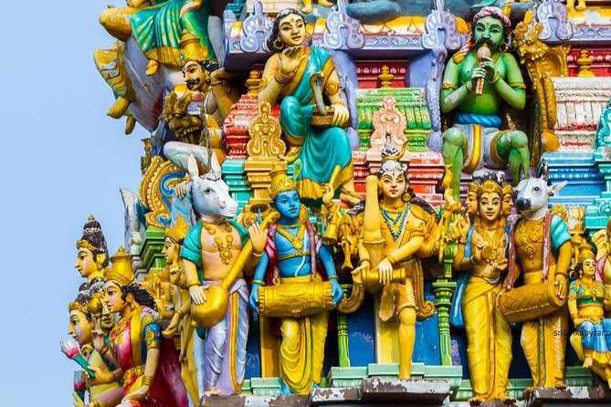 Colombo City Tour (small group with pickup from Cruise ship) - Pettah street markets: your fast crash course in daily Colombo life