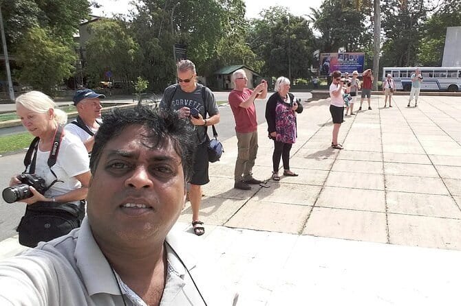 Colombo City Tour "The Fort without Walls" - National Museum, Independence Memorial Hall, BMICH, and New Town Hall