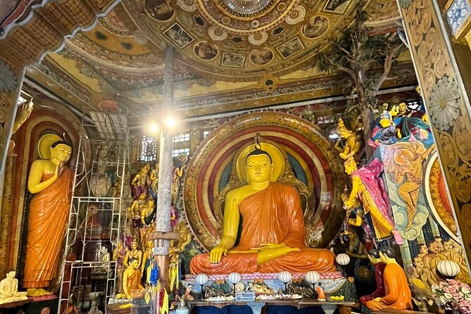 Colombo City Tour With Historical Places ( All Inclusive ) - Lotus Tower and Independence Square: Skyline + Shared Memory