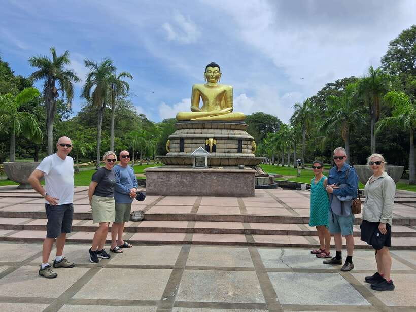 Colombo: Local Guide with Colombo City Tour by Tuk Tuk - Tea Factory Stop and Pettah Market: Two Ways to Taste Colombo