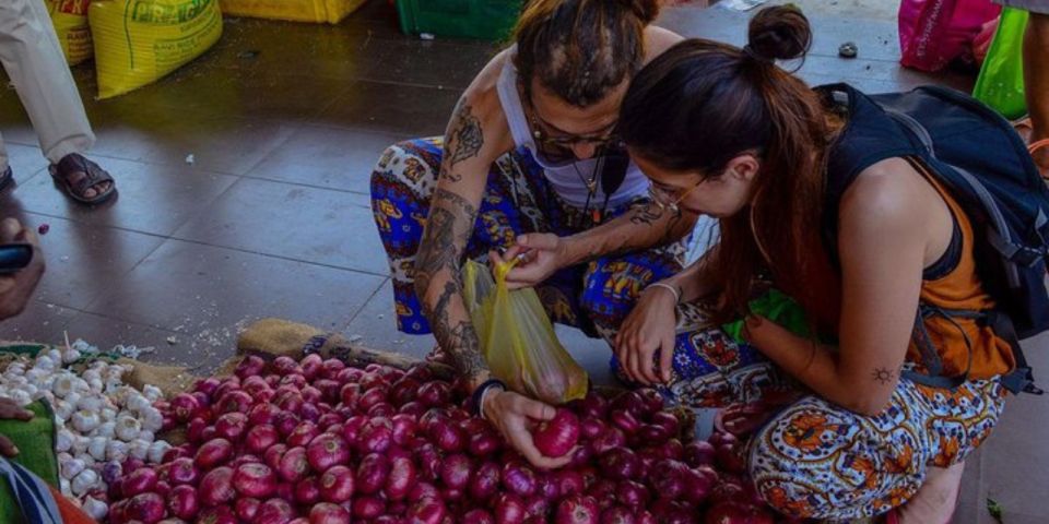 Colombo: Local Market Tour & Cooking Demo with Lunch - Cooking in a countryside home: technique you can actually reuse