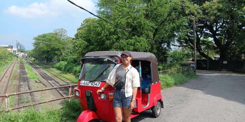 Colombo Personal Guided City Tour by Tuk Tuk - All Inclusive - Getting Picked Up Smoothly (and What to Watch for)