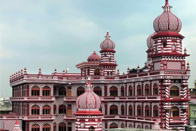 COLOMBO PRIVATE CITY TOUR WITH street food( All inclusive ) - Clock Tower to Dutch Hospital: Old-Colombo Landmarks on a Fast Route