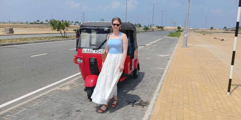 Colombo Private Guided City Tour by Tuk Tuk - All Inclusive - Lotus Tower: modern height, clear observation time