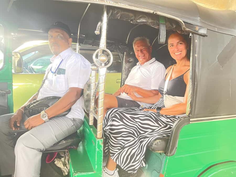 Colombo: Private Guided Tour of the City by Tuk-Tuk - Why a Private Tuk-Tuk Tour Fits Colombo So Well