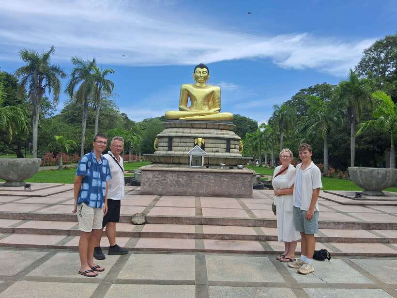 Colombo: Private Guided Tuk Tuk City Tour with Hotel Pickup - Final Stop at the Maritime Museum: Put Sri Lanka on the Map