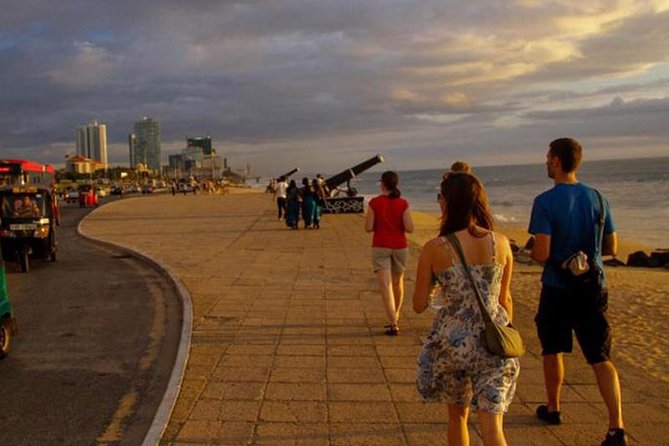 Colombo Sightseeing and Shopping Private Tour Including Lunch - Independence Square: a fitting end-point for the day