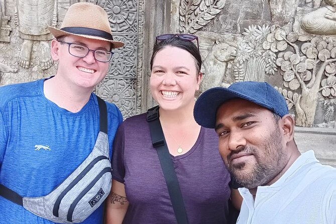 Colombo Sightseeing City Tour by Tuk-Tuk with Guide - Temples and symbolism: the Shiva temple at Sri Kailawasanathan Swami Devasthanam Kovil