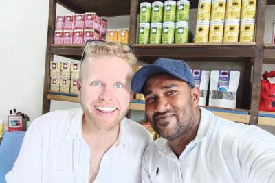 Colombo Sightseeing City Tour by Tuk-Tuk with Guide - Where the tour begins: Gangaramaya Temple’s collections and architecture
