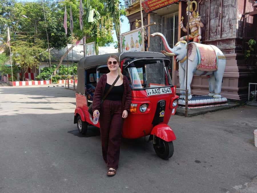 Colombo Sightseeing Tour by Tuk Tuk - All Inclusive - How the tuk tuk format keeps Colombo from feeling overwhelming