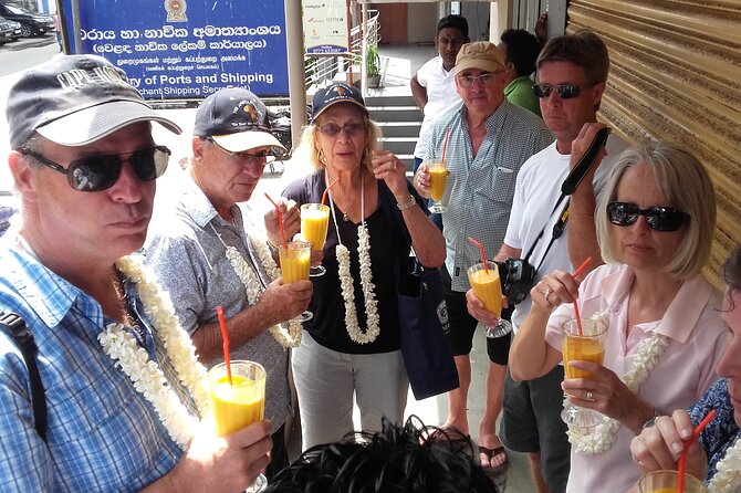 Colombo TUK TUK CITY Tours -Sightseeing Entry Fees - Parks and Independence-Era Landmarks: Town Hall, Victoria Park, Independence Memorial Hall