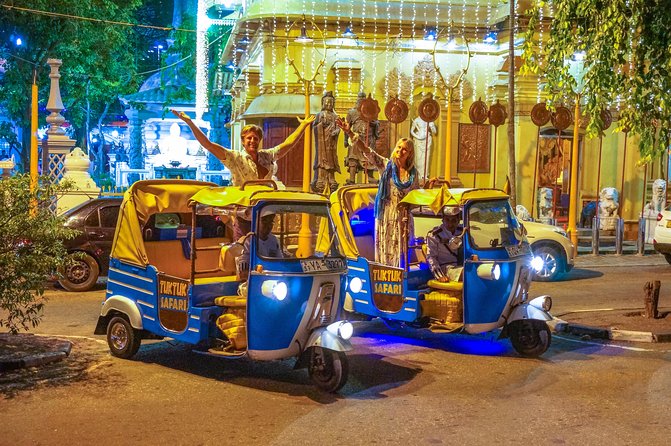 Colombo Tuk Tuk Safari - Independence Square: political symbols and a TV-style monument vibe