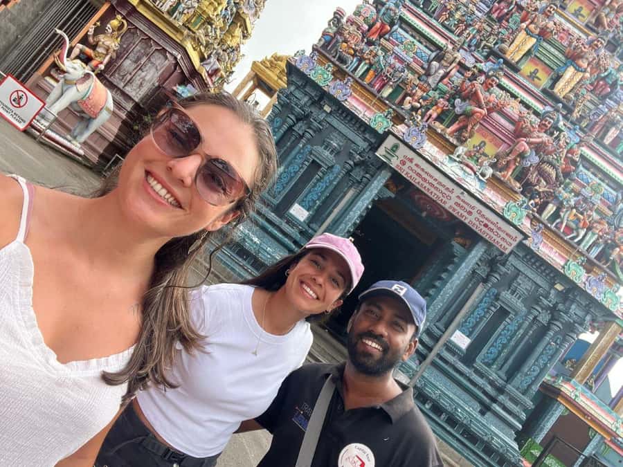 Colombo Tuk Tuk Tour with Entry Fees & Food Included - Old Town Hall and the entry-fee sites you don’t have to fuss over