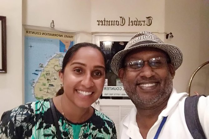 Colombo Walking Tour with Ajeet De Soyza - Pace, Group Size, and Staying Comfortable