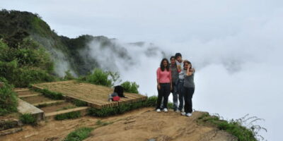 Comprehensive Excursion: Horton Plains and Pedro Tea Factory - The timing from Nuwara Eliya: early start, park entry, and the best chances