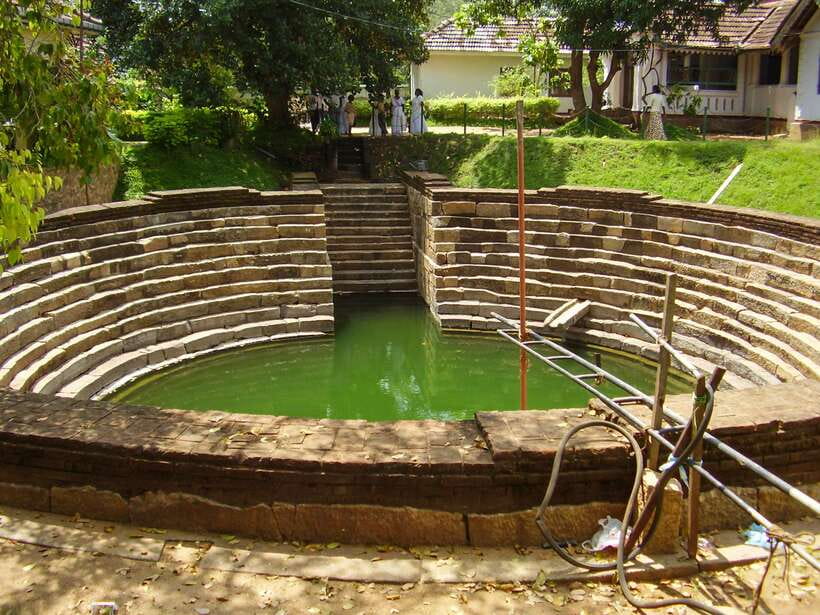 Dambulla: Anuradhapura and Mihintale Day Tour - What the “guide” adds (and what you should plan for financially)