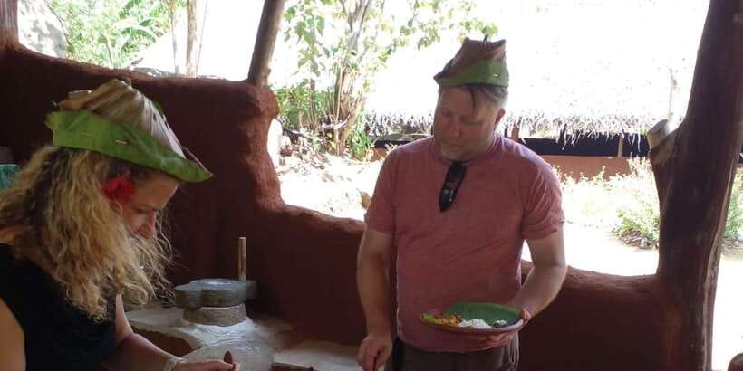 Dambulla: Caves Temple & Traditional Village Tour with Lunch - What you’ll actually do at the caves (and how to enjoy it)