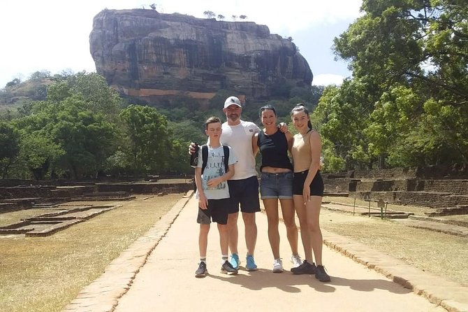 Dambulla & Sigiriya Day Tour from Colombo / Negombo with Lunch - Key points before you go