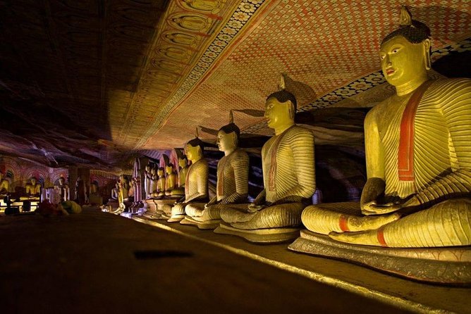 Dambulla & Sigiriya Day Tour from Colombo / Negombo with Lunch - The value in one packed day from Colombo or Negombo