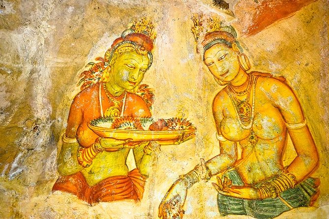 Dambulla & Sigiriya Day Tour from Colombo / Negombo with Lunch - Lunch: your break between temples and the safari
