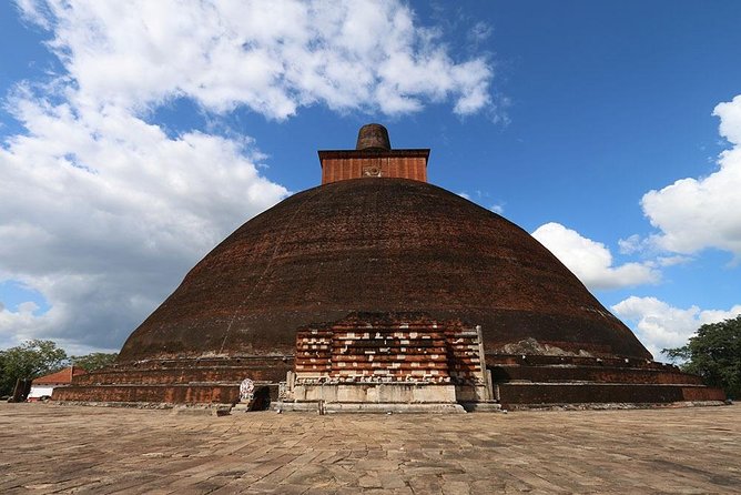 Day Tour Anuradhapura from Kandy by Lux Tours Lanka - Price and What You’re Really Paying For: $125